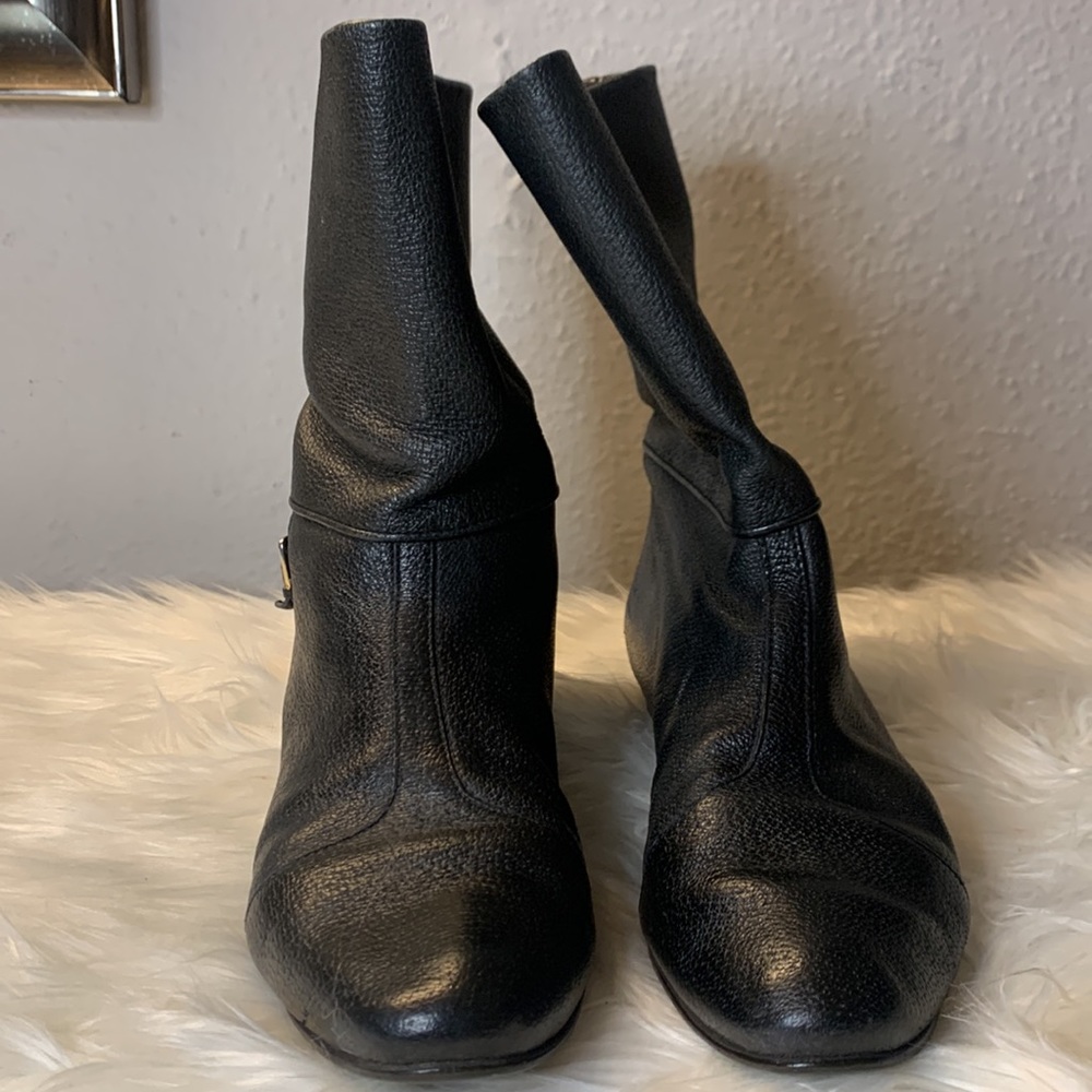 Vintage Black Gucci Boots - Picture 4 of 12